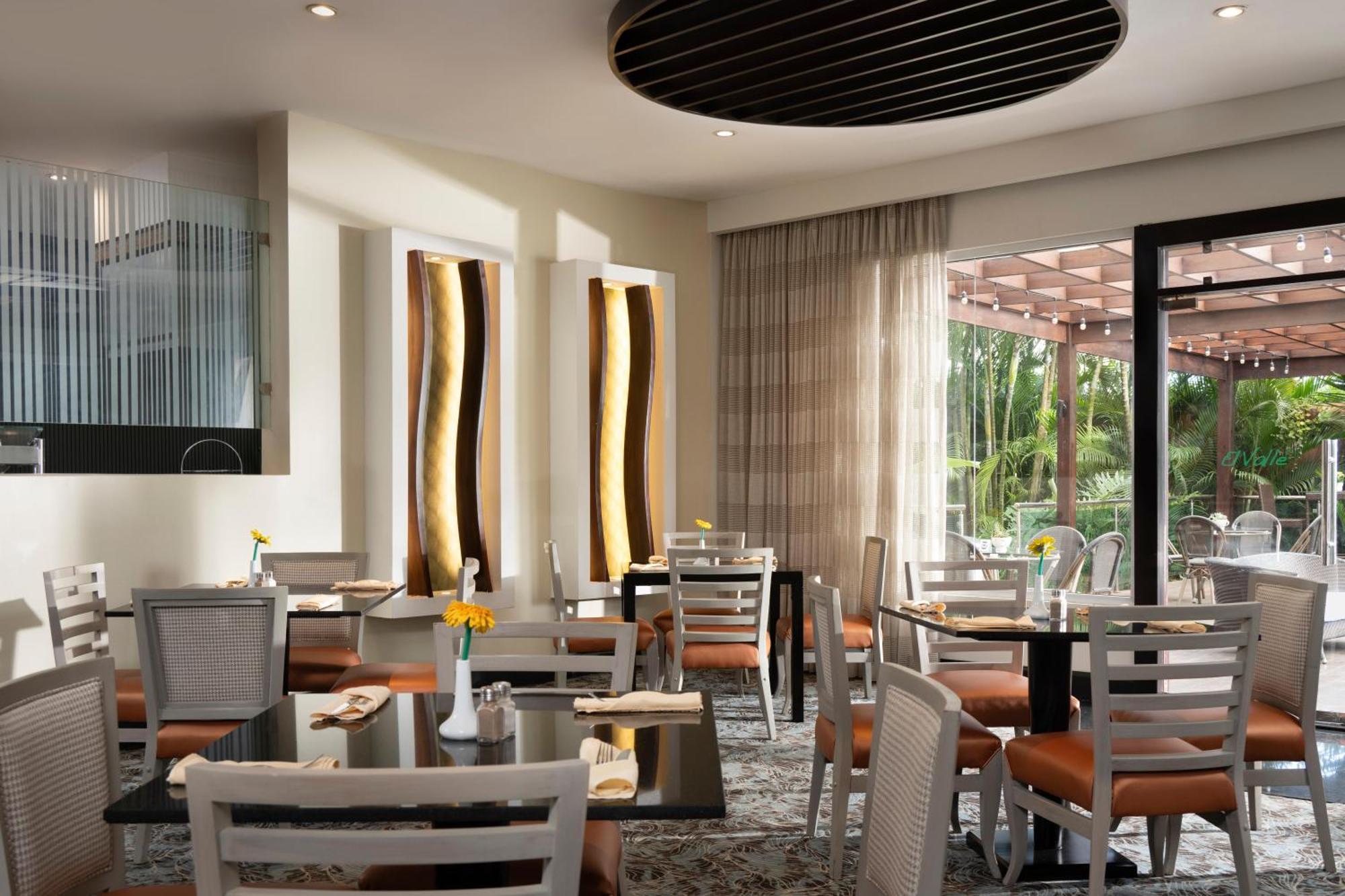 Hodelpa Garden Court Ξενοδοχείο Santiago De Los Caballeros Εξωτερικό φωτογραφία